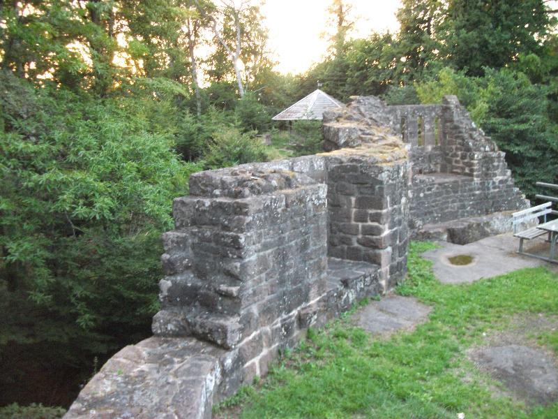 Burgruine Luetzelhardt
