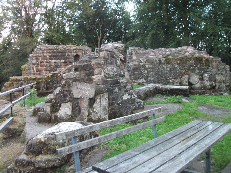 Burgruine Luetzelhardt